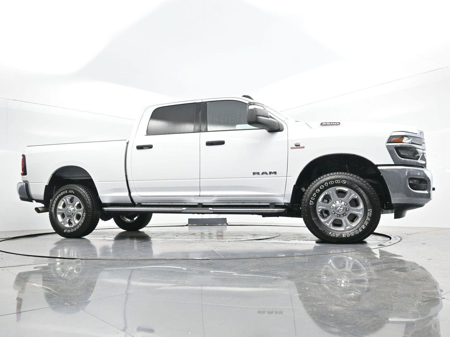 Used 2025 RAM 2500 Big Horn AWD/4WD image 44
