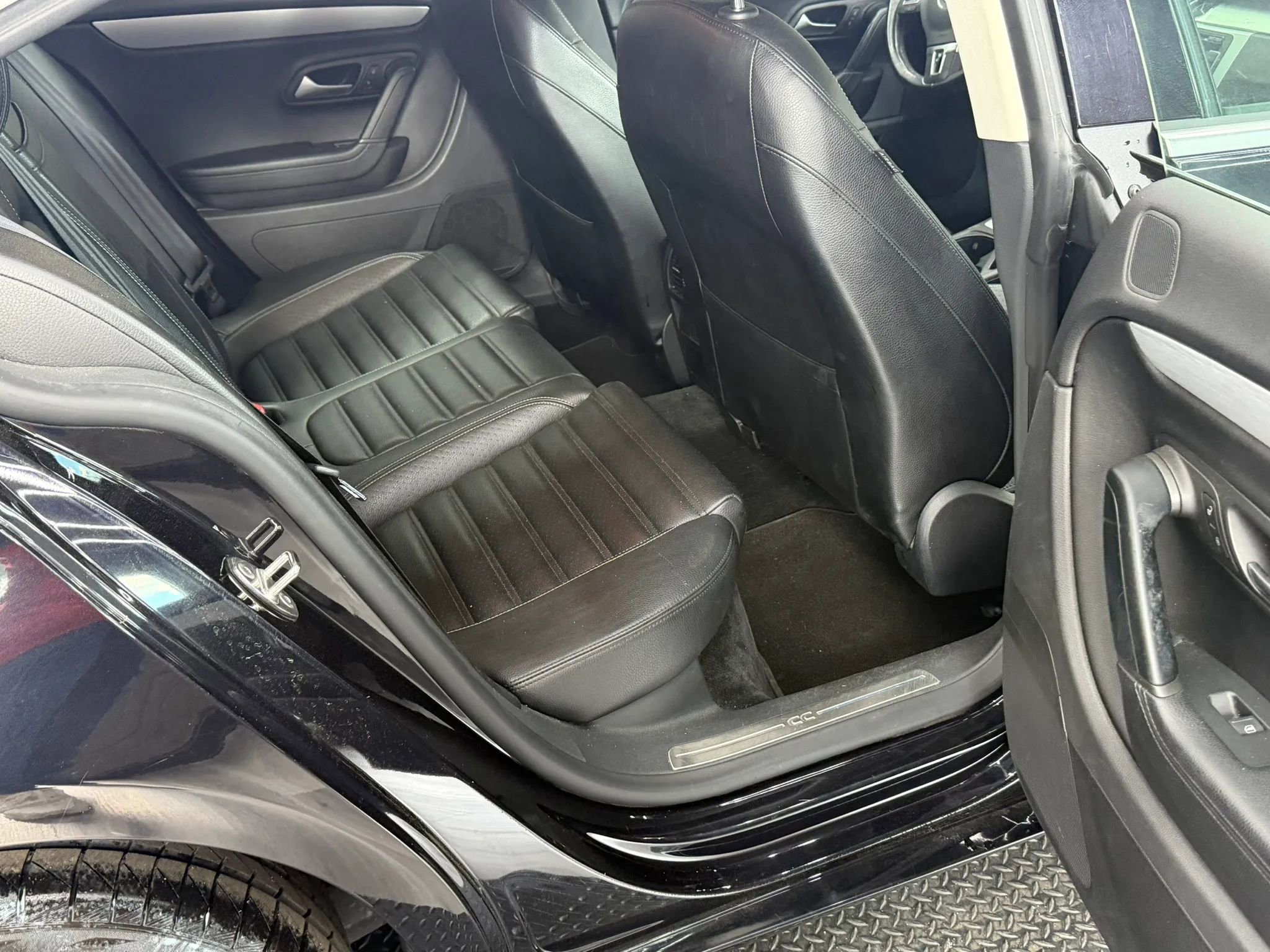 Used 2014 Volkswagen CC Sport FWD image 7
