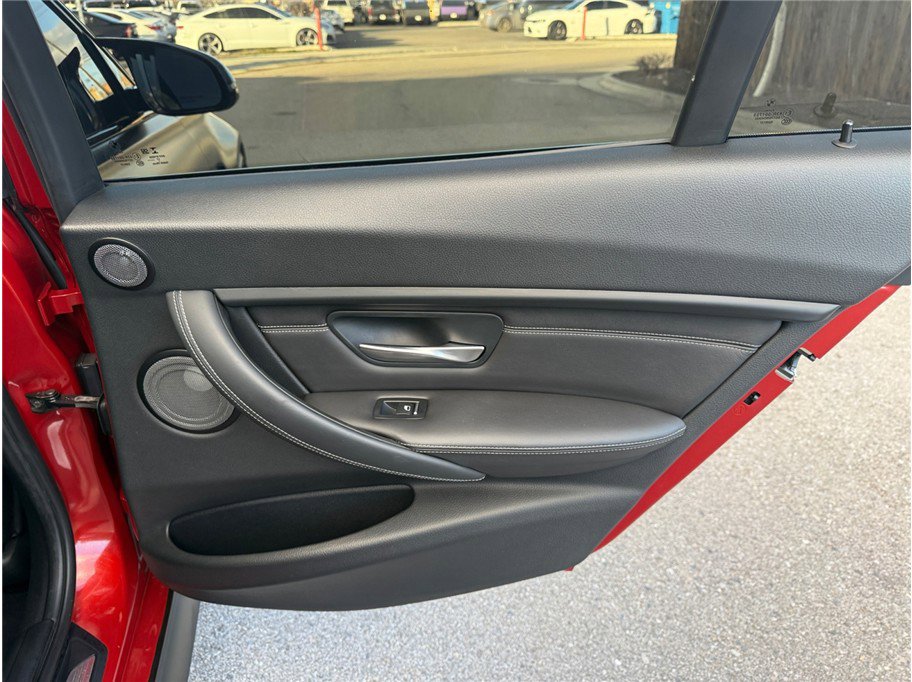 Used 2018 BMW M3 RWD image 36