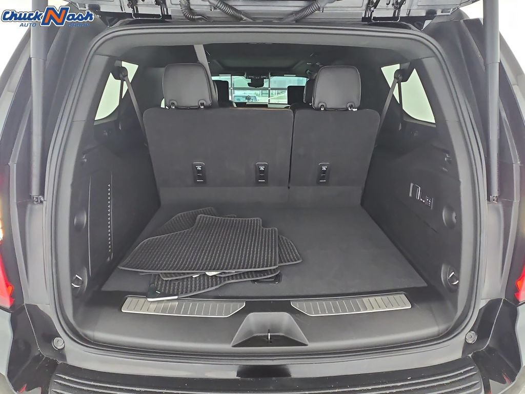 Used 2025 GMC Yukon XL Denali Ultimate AWD/4WD image 31