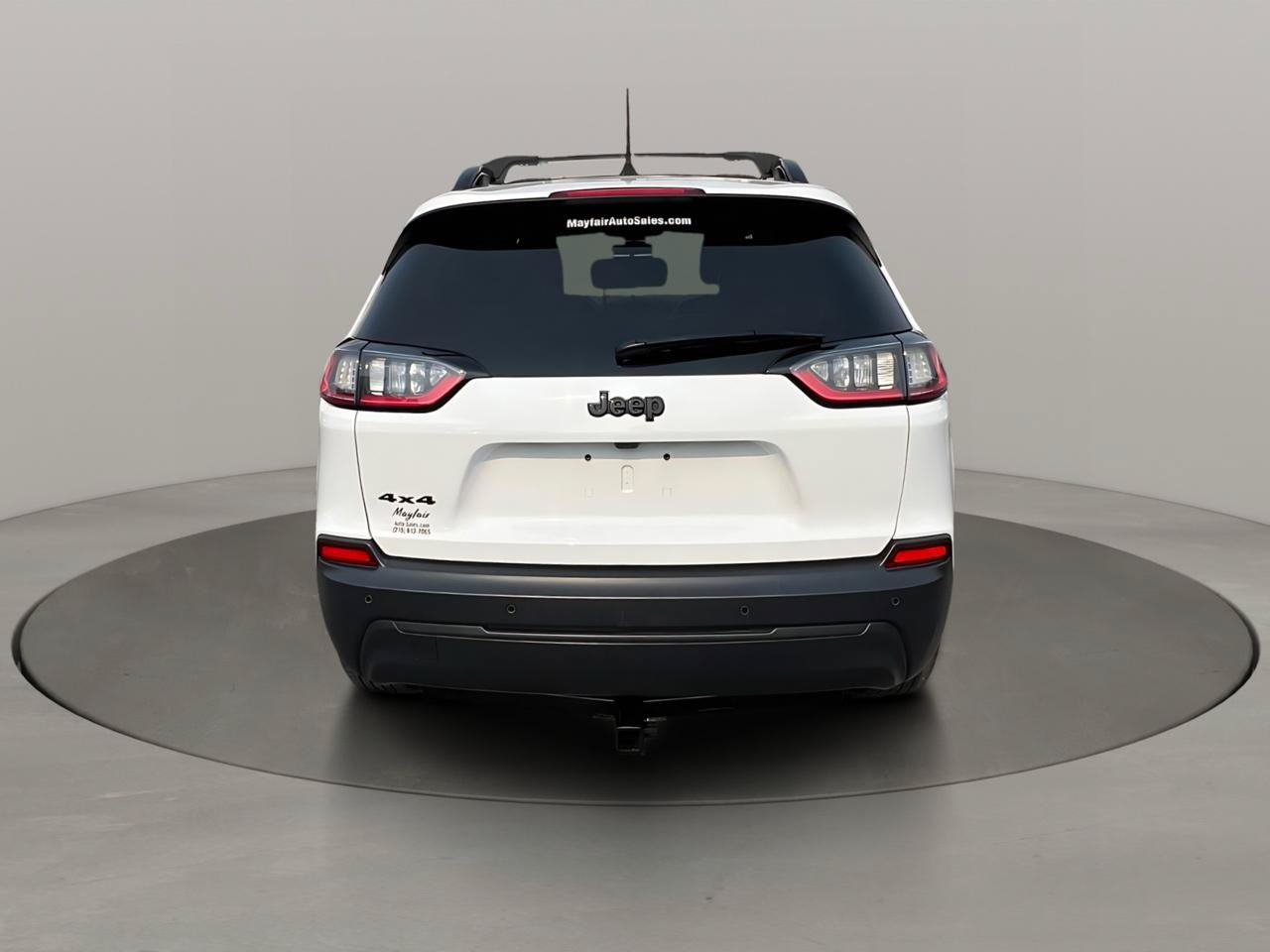 Used 2019 Jeep Cherokee Latitude Plus AWD/4WD image 5