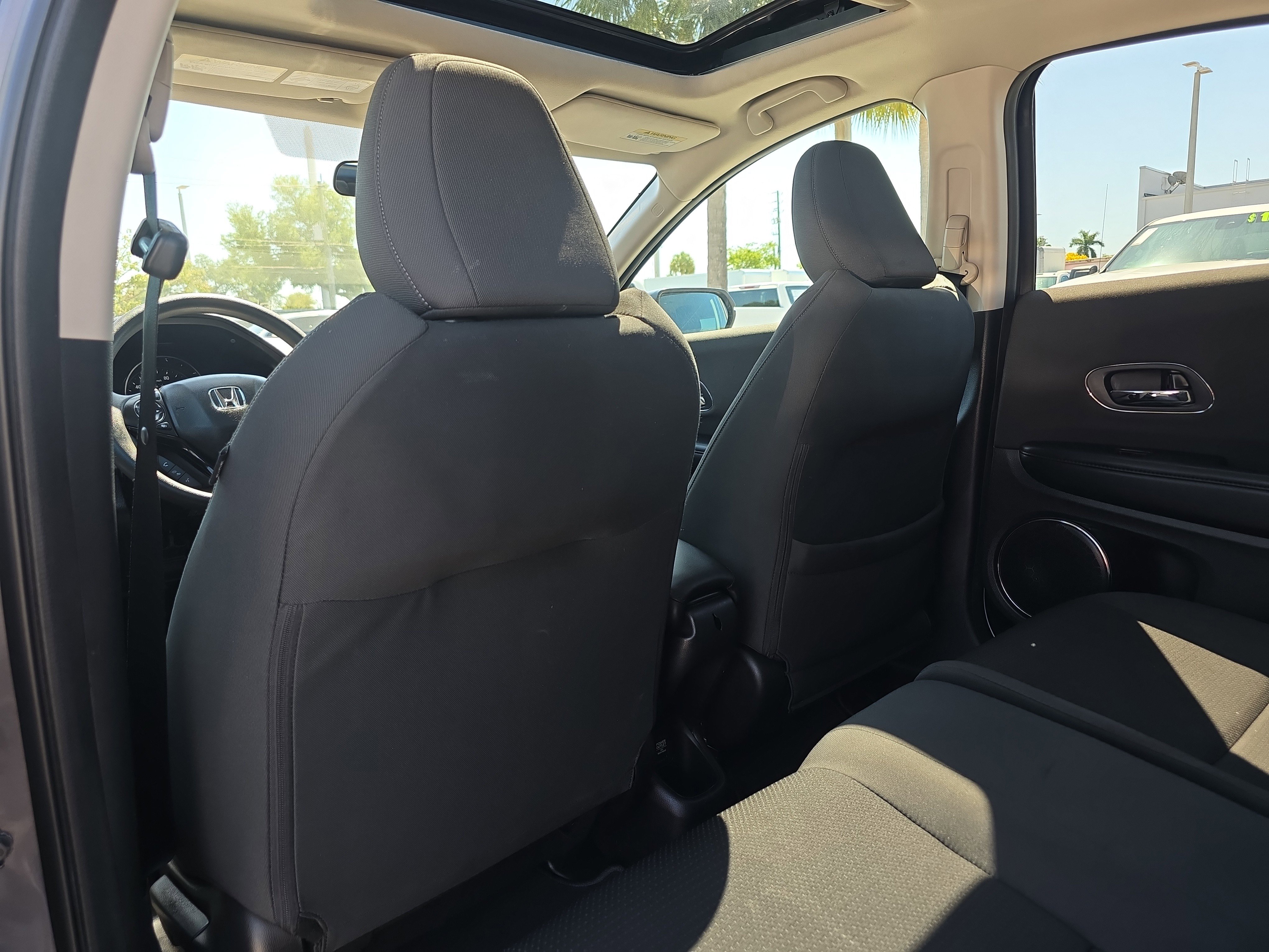 Used 2019 Honda HR-V EX image 17