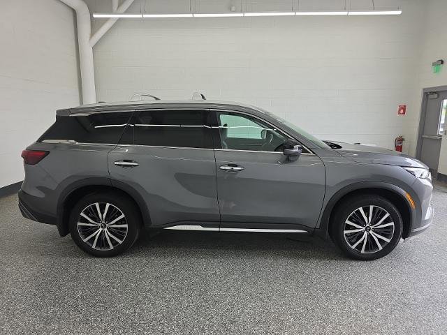 Certified 2023 INFINITI QX60 Sensory w/ Vision Package FWD image 6