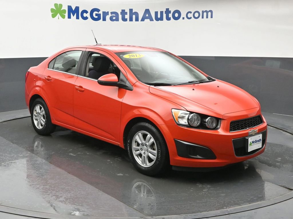 Used 2013 Chevrolet Sonic LT FWD image 2