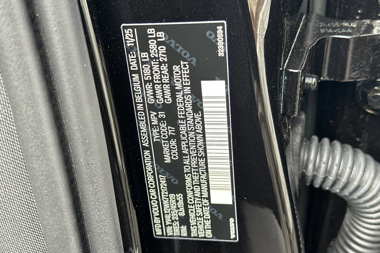 New 2026 Volvo V60 B5 Cross Country Plus w/ Climate Package image 23