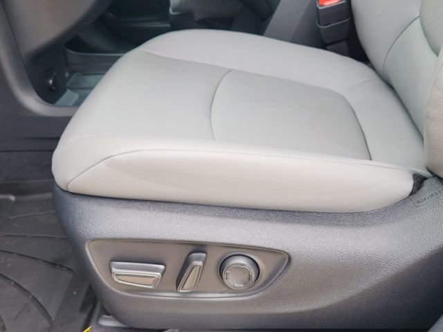 New 2026 Toyota Sienna XLE FWD image 19
