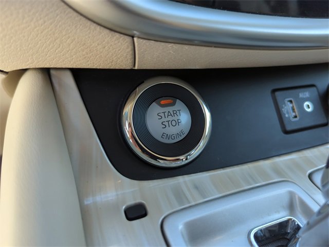 Certified 2018 Nissan Murano Platinum w/ Cargo Package image 41