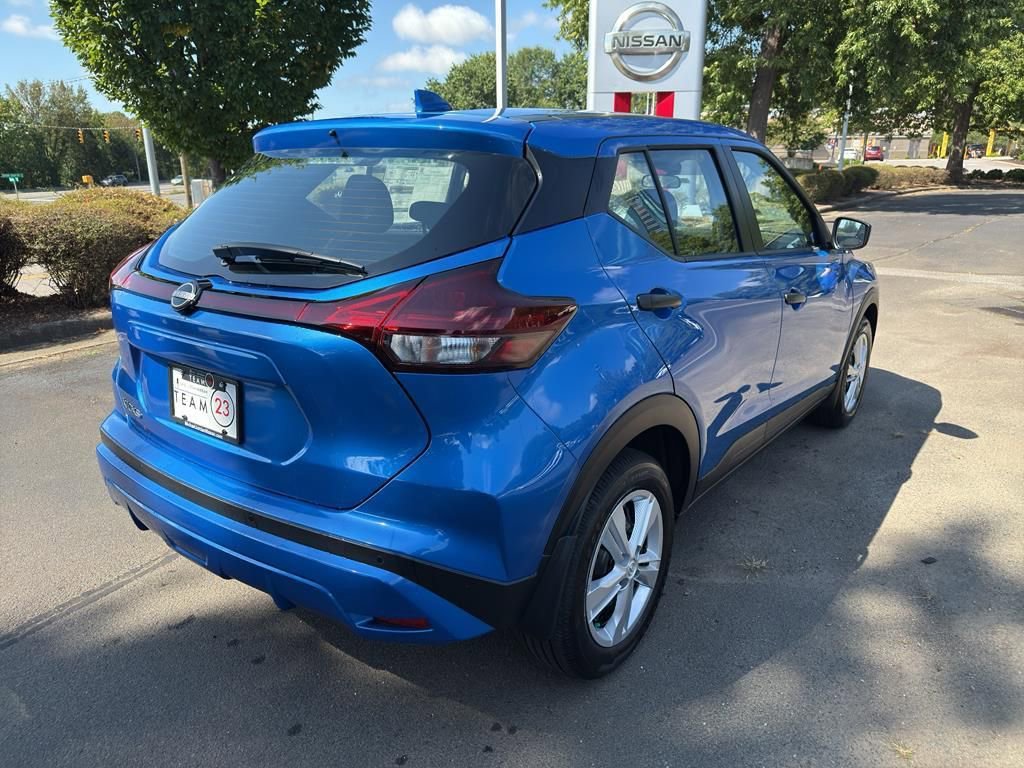 New 2025 Nissan Kicks S image 7