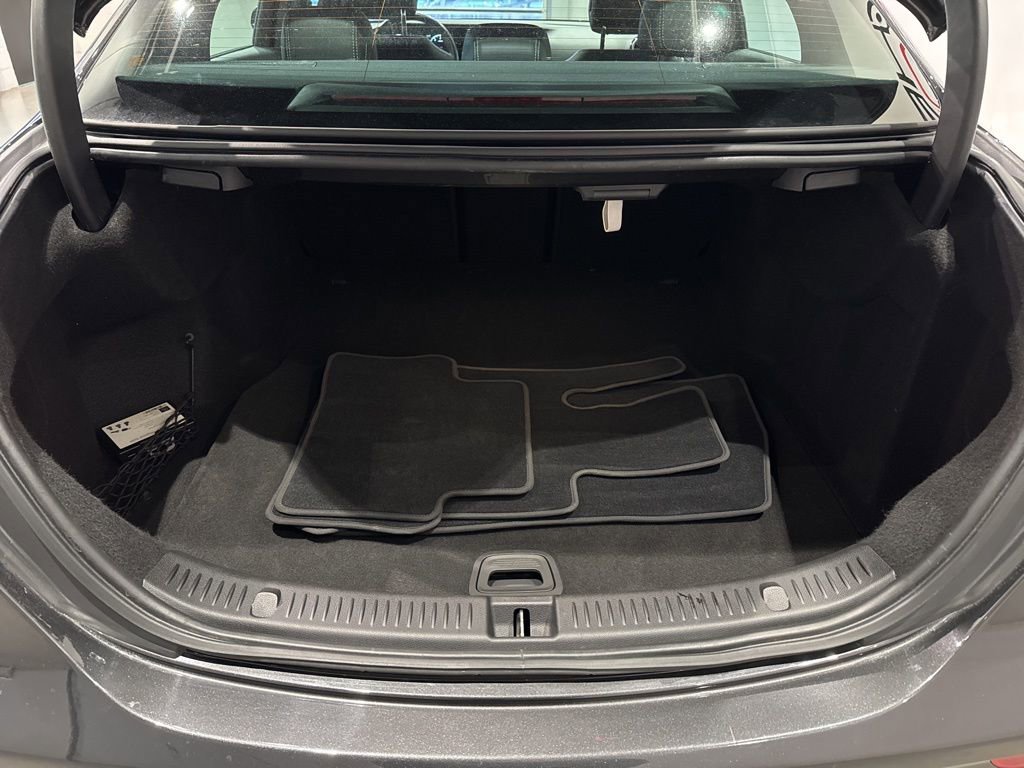 Used 2022 Mercedes-Benz E 350 Sedan image 41