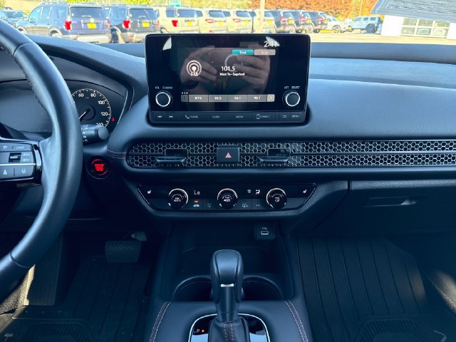 Certified 2025 Honda HR-V Sport image 22