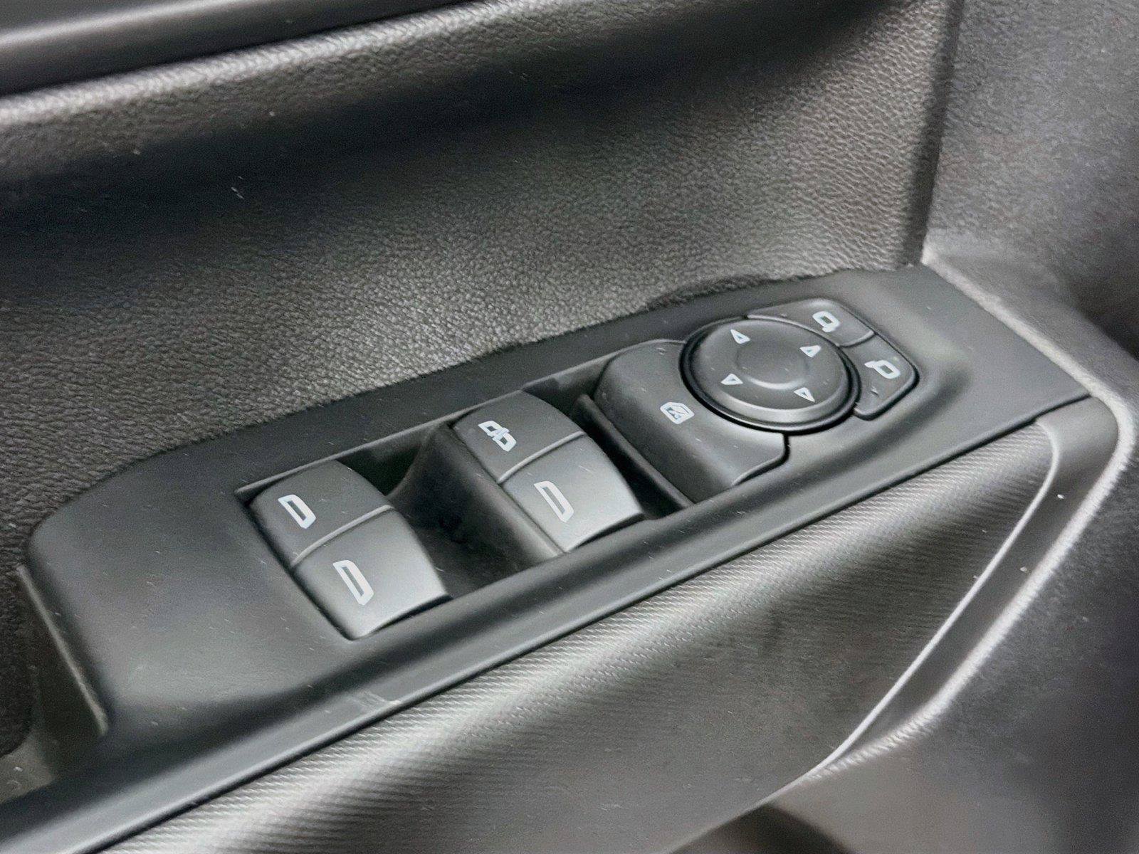 Used 2022 Chevrolet Silverado 1500 Custom AWD/4WD image 24