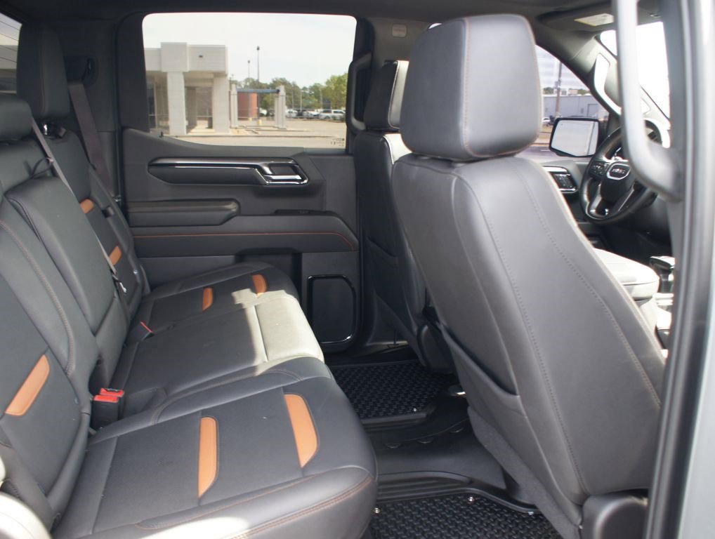 Used 2024 GMC Sierra 1500 AT4 w/ Technology Package image 22