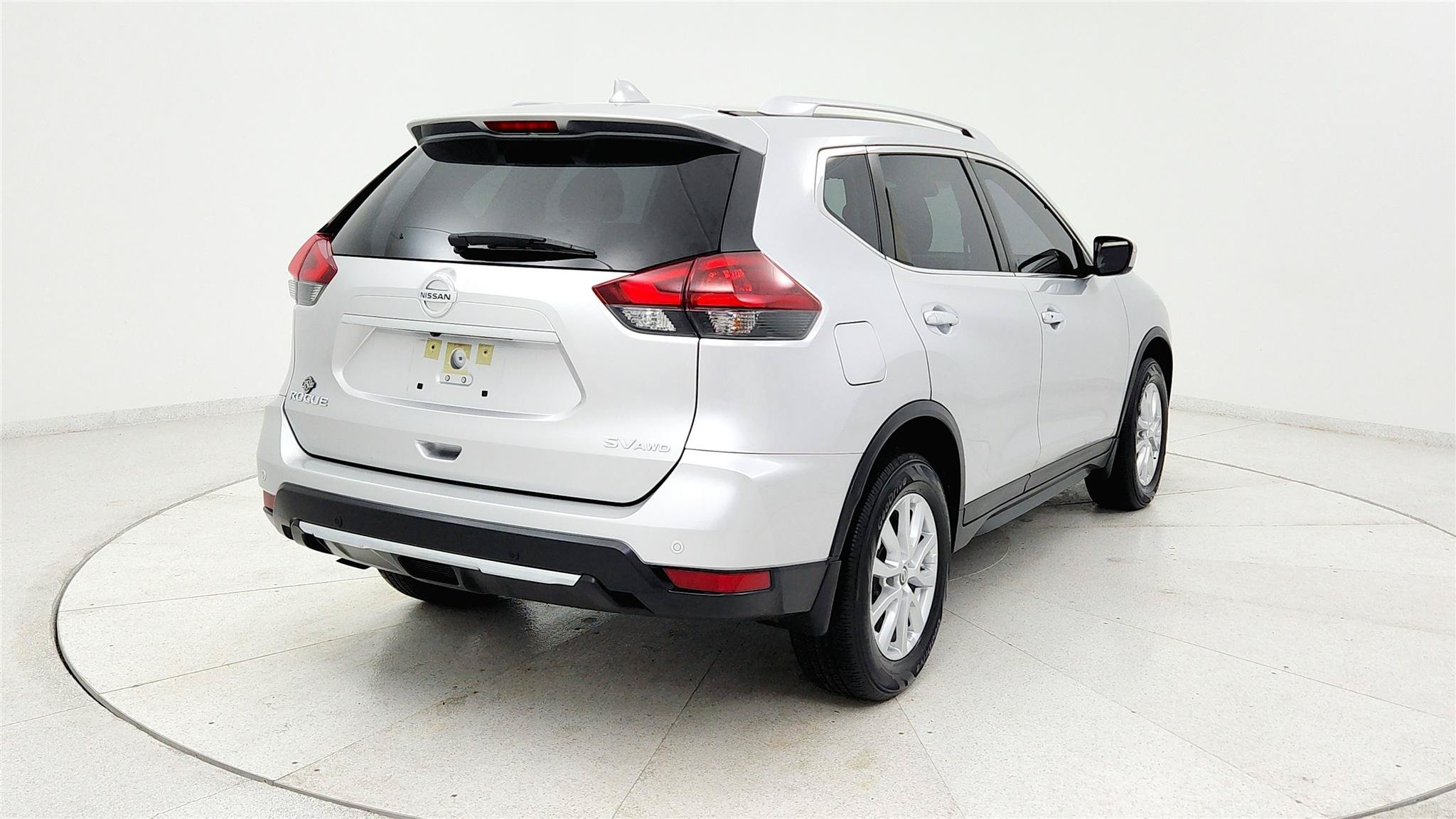 Used 2020 Nissan Rogue SV AWD/4WD image 5
