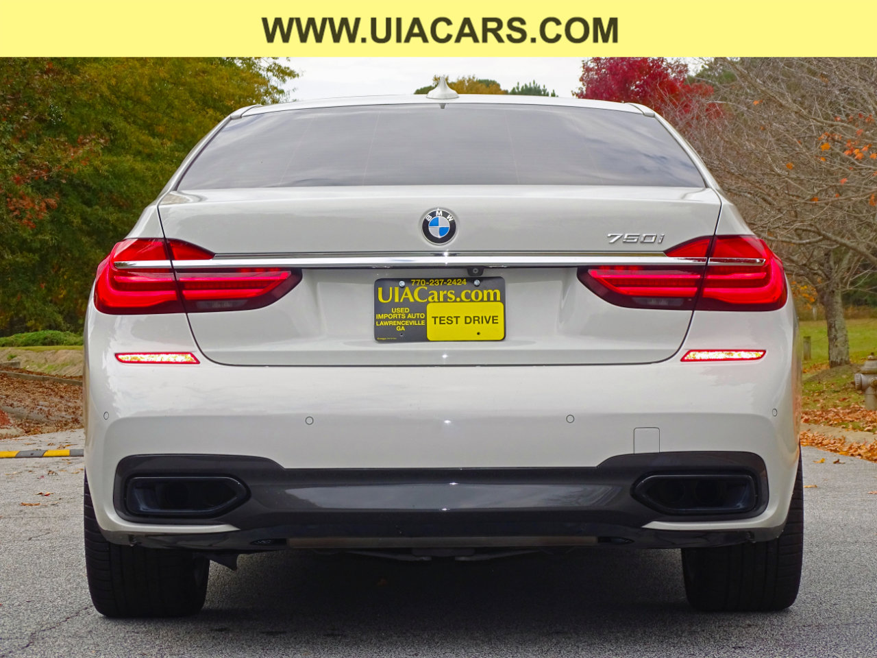 Used 2018 BMW 750i image 7