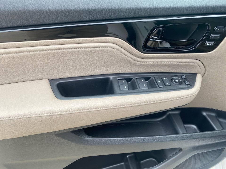 Used 2023 Honda Odyssey Elite image 36