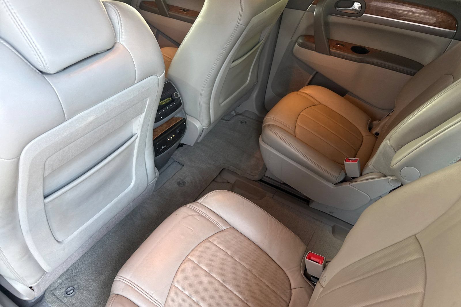 Used 2012 Buick Enclave Premium AWD/4WD image 12