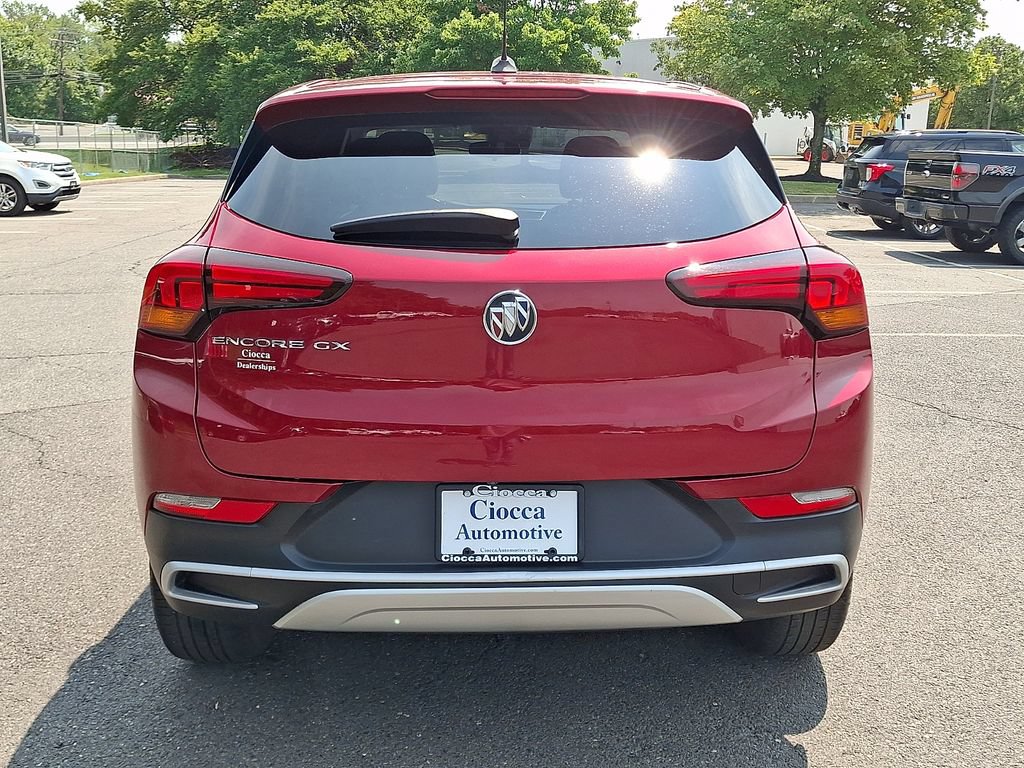 Used 2020 Buick Encore GX Preferred w/ Cold Weather Comfort Package FWD image 8