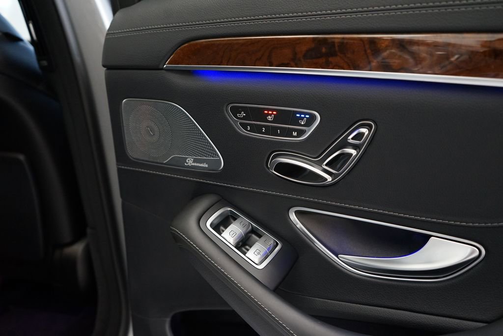 Used 2015 Mercedes-Benz S 550 4MATIC Sedan image 14