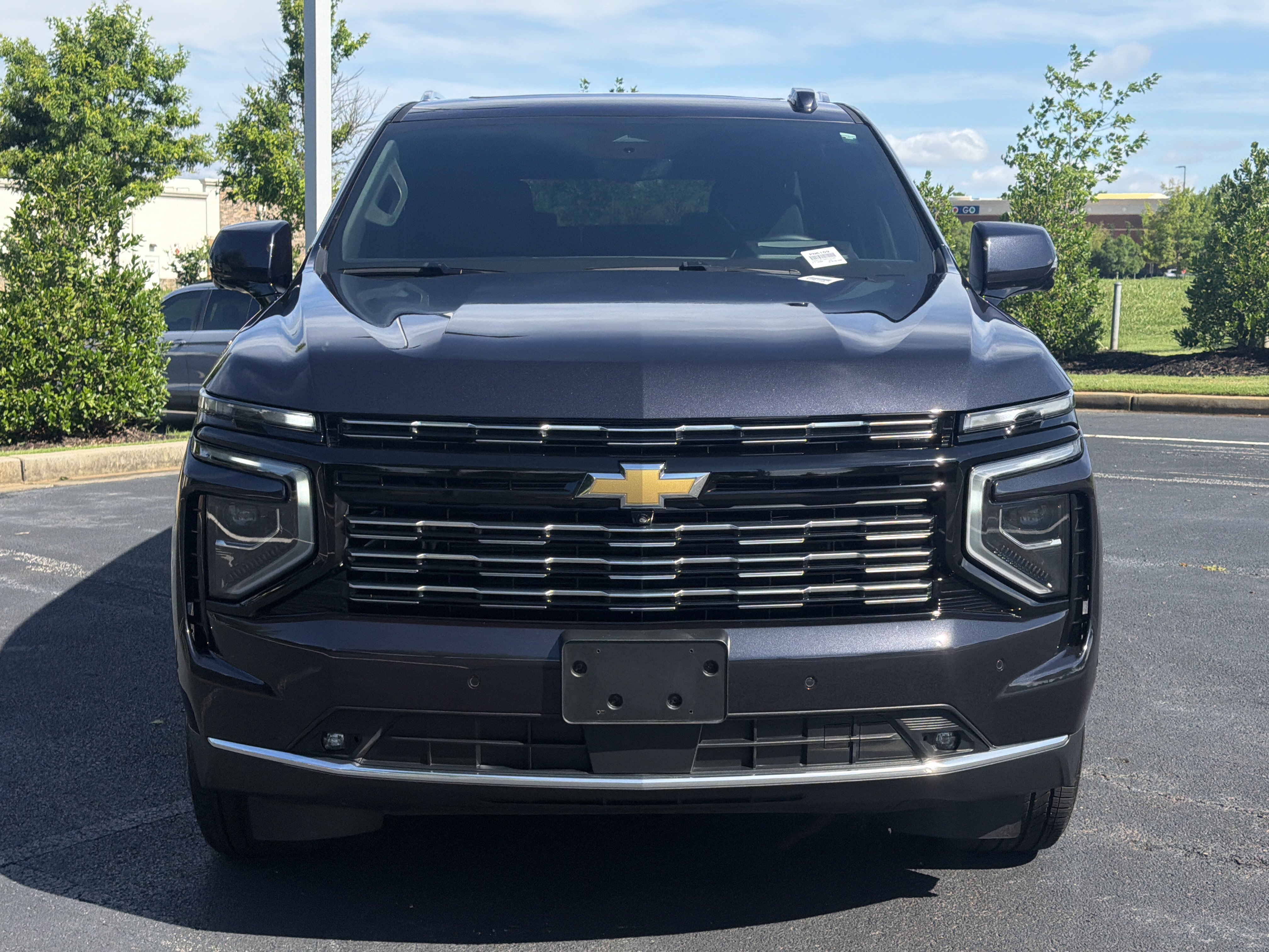Used 2025 Chevrolet Suburban High Country w/ Sun And Tow Package AWD/4WD image 3