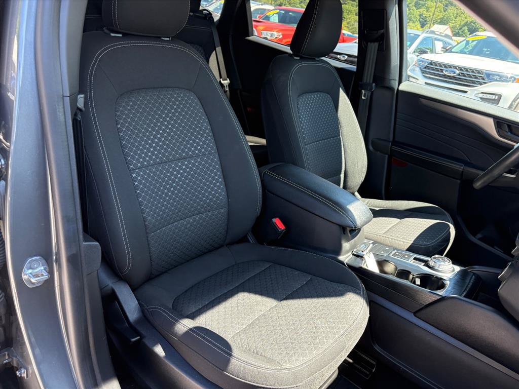 Used 2023 Ford Escape Active AWD/4WD image 18