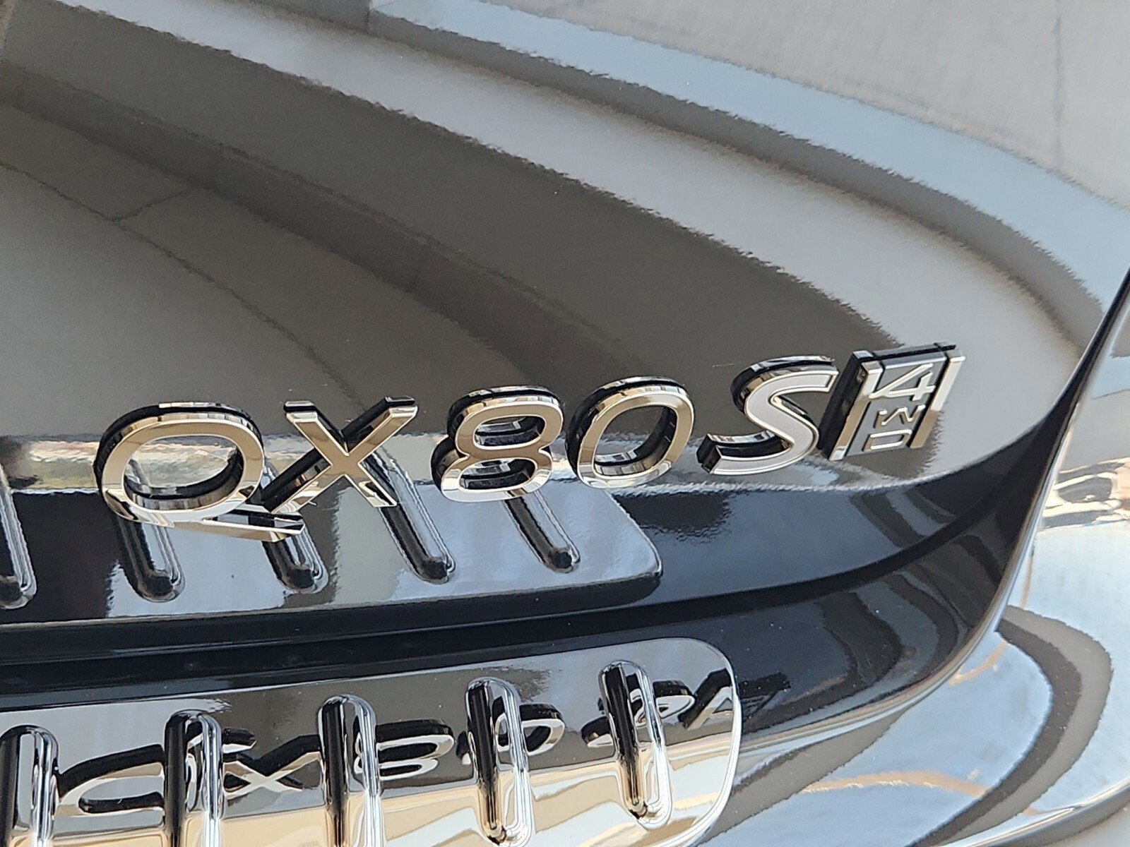 New 2026 INFINITI QX80 4WD image 22