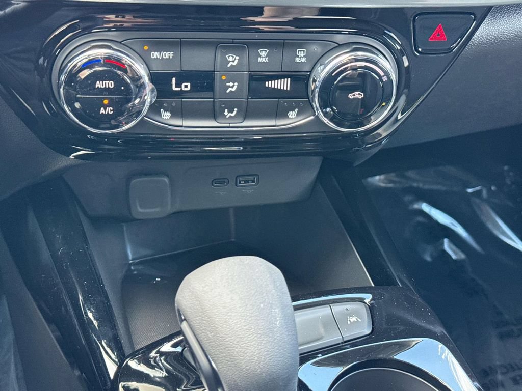 New 2026 Chevrolet Trax LT w/ Driver Confidence Package FWD image 10