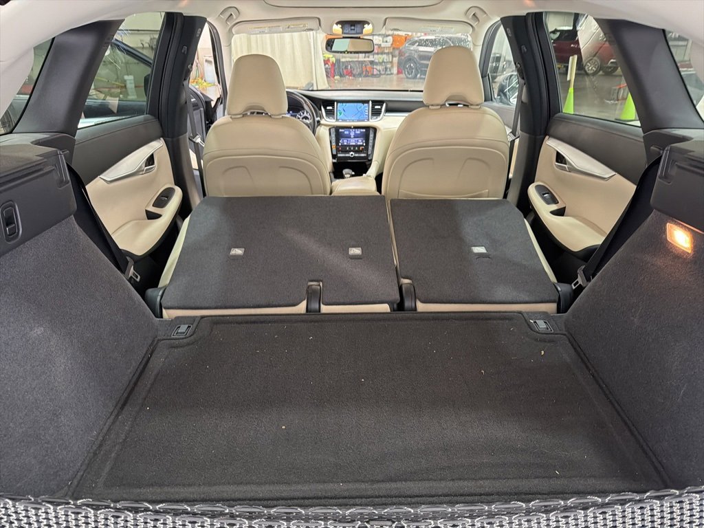 Used 2019 INFINITI QX50 Luxe w/ Navigation Package image 27
