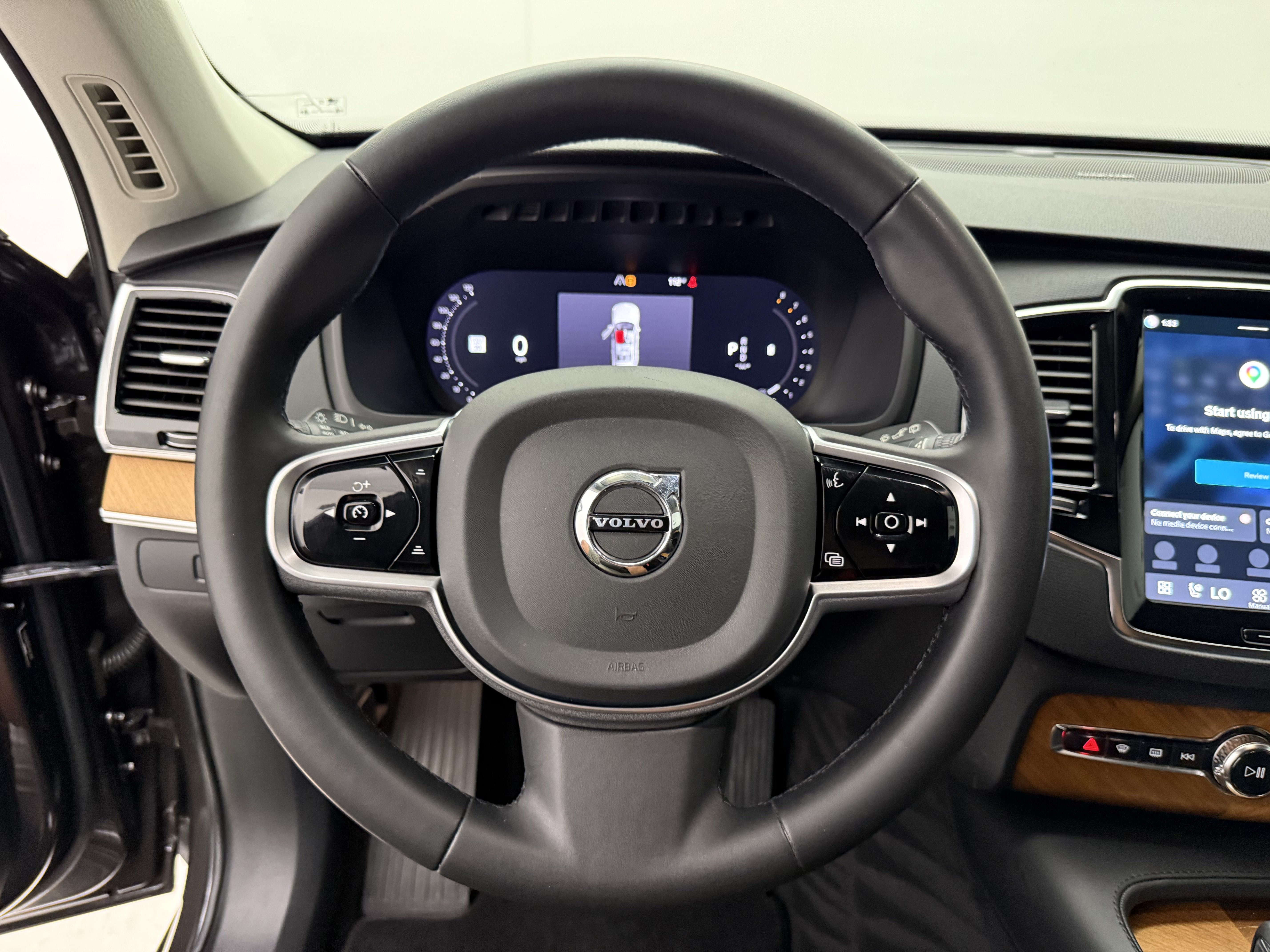 Used 2023 Volvo XC90 B6 Plus w/ Protection Package Premier AWD/4WD image 16