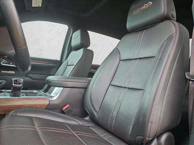 Used 2023 Chevrolet Silverado 1500 High Country w/ Z71 Off-Road Package AWD/4WD image 16