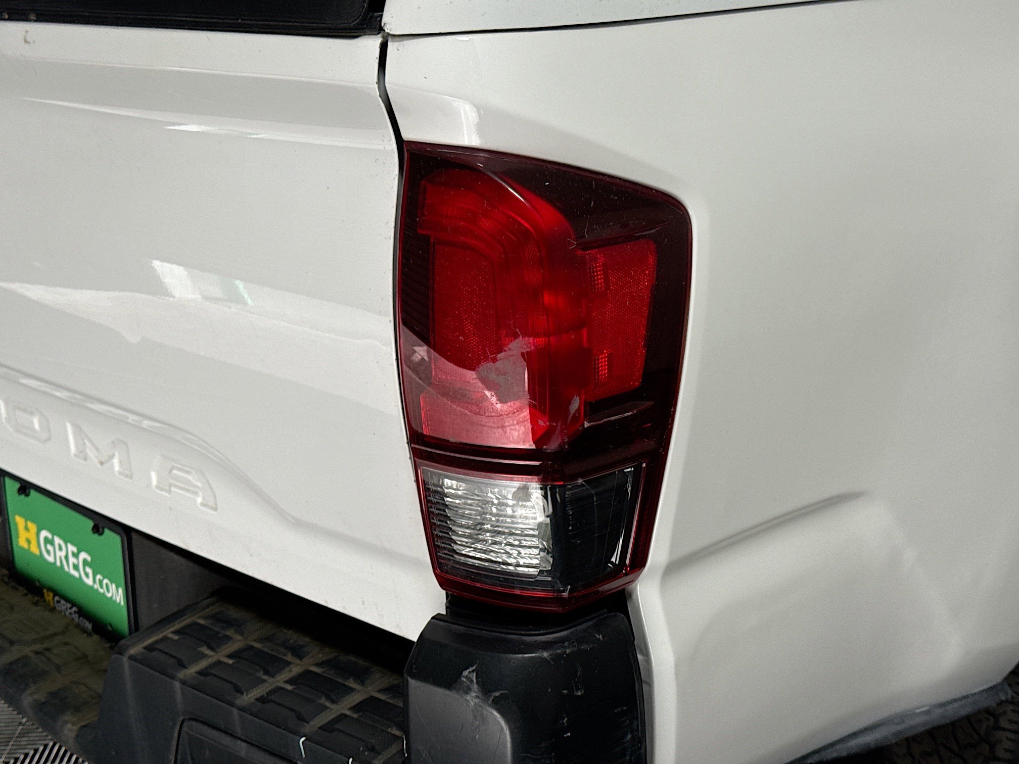 Used 2020 Toyota Tacoma SR image 33