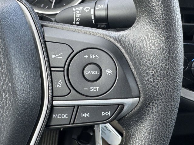 Certified 2023 Toyota Camry LE FWD image 28