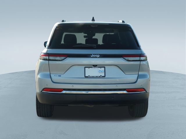 Used 2023 Jeep Grand Cherokee 4WD 4xe w/ Luxury Tech Group II image 8