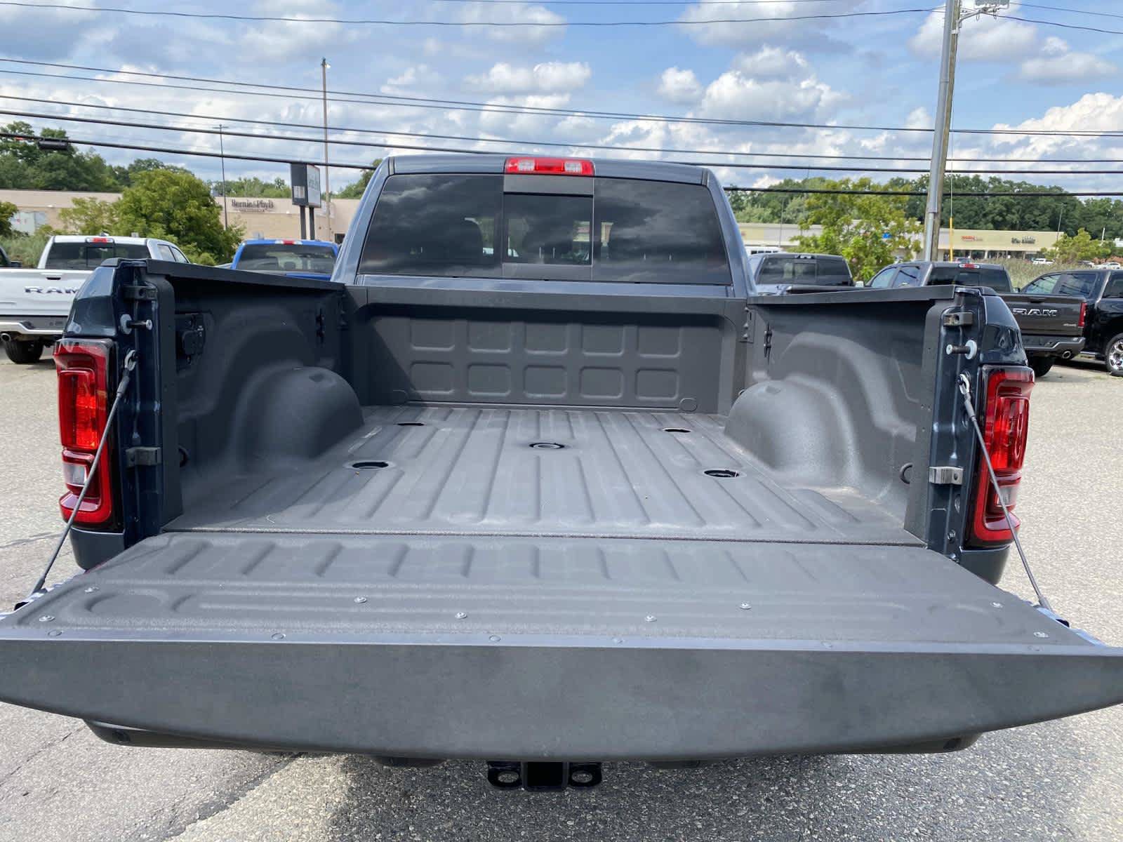 Certified 2025 RAM 2500 Tradesman AWD/4WD image 5