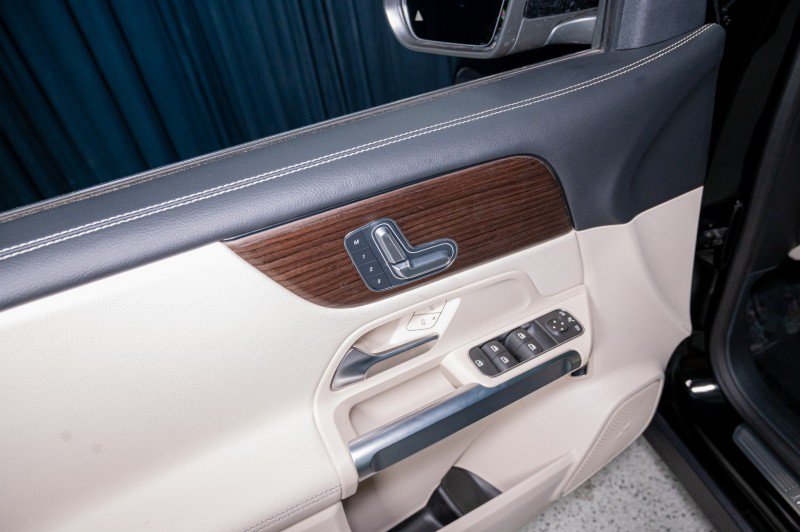 New 2026 Mercedes-Benz GLB 250 4MATIC image 11