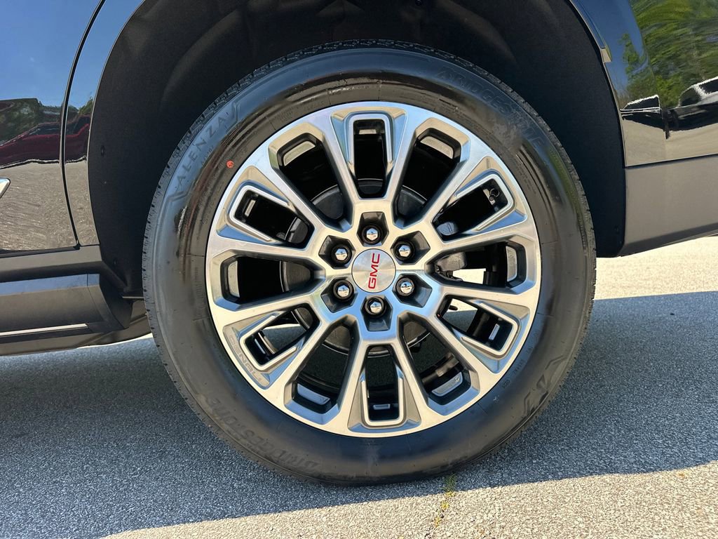 New 2026 GMC Yukon Denali image 20