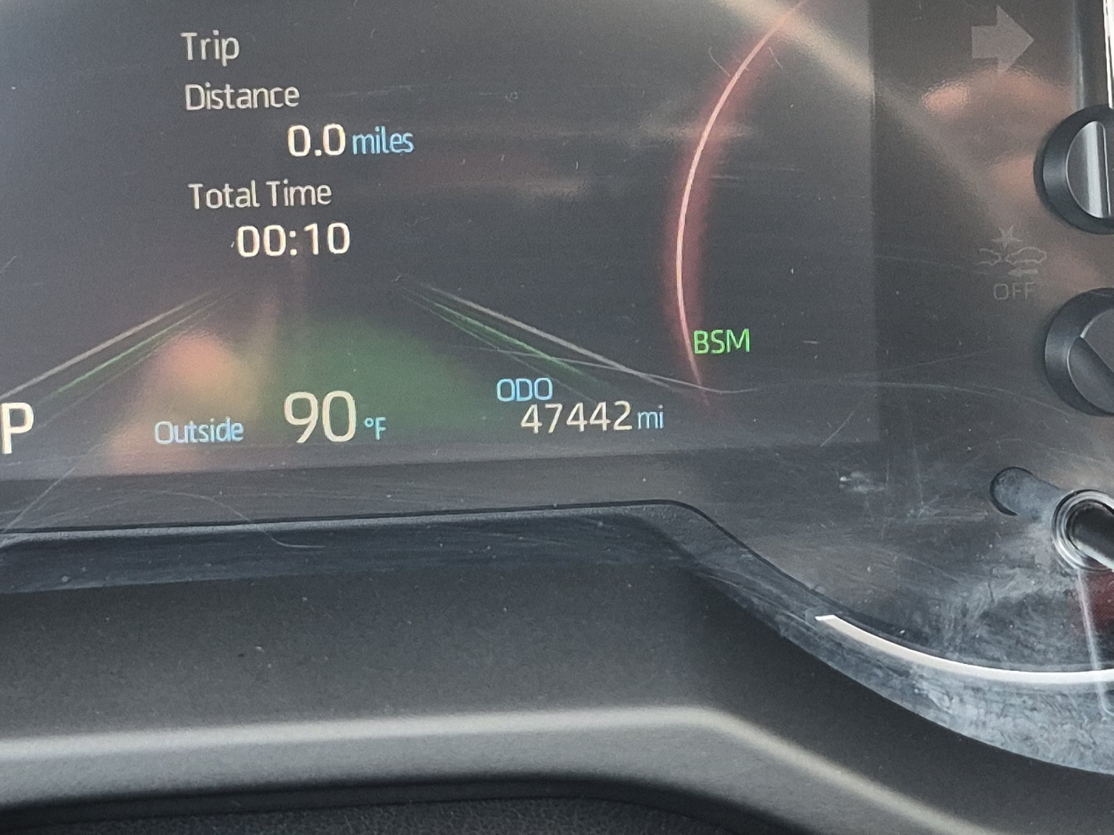 Used 2025 Toyota RAV4 XLE FWD image 25