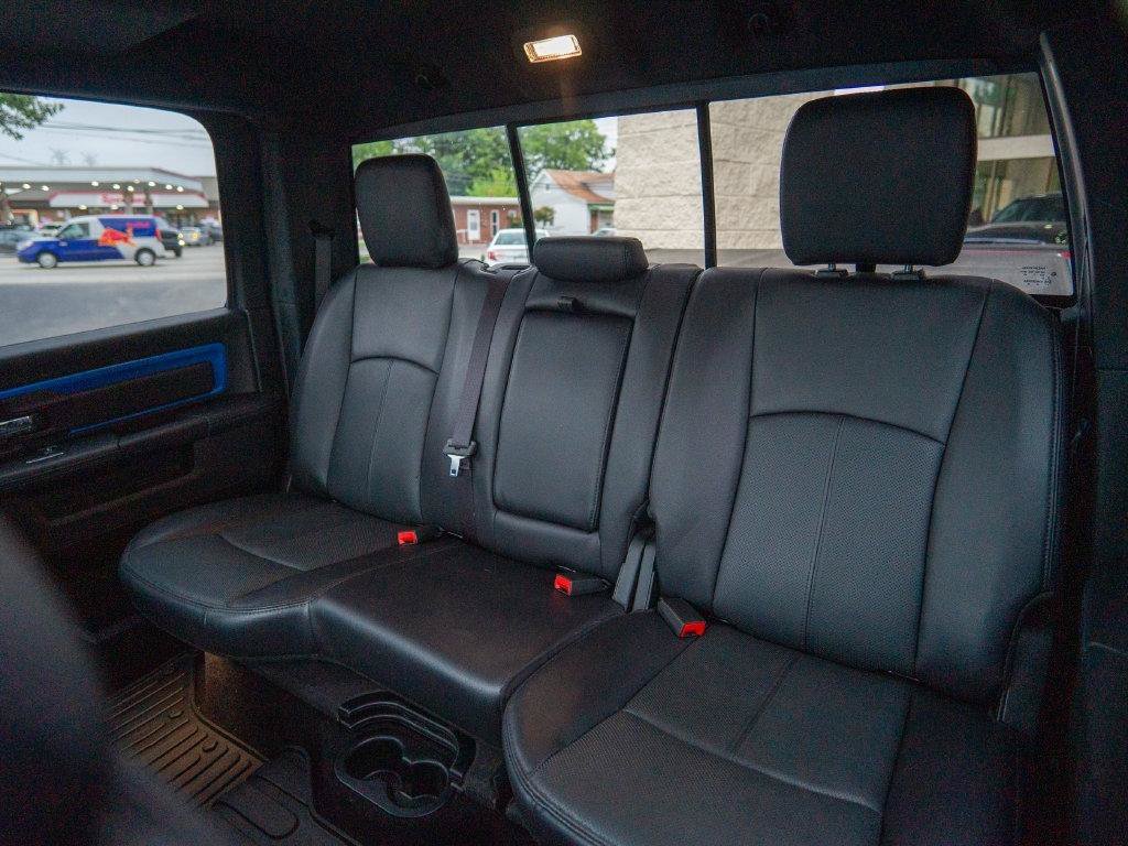 Used 2018 RAM 1500 Sport w/ Hydro Blue Sport Package AWD/4WD image 32