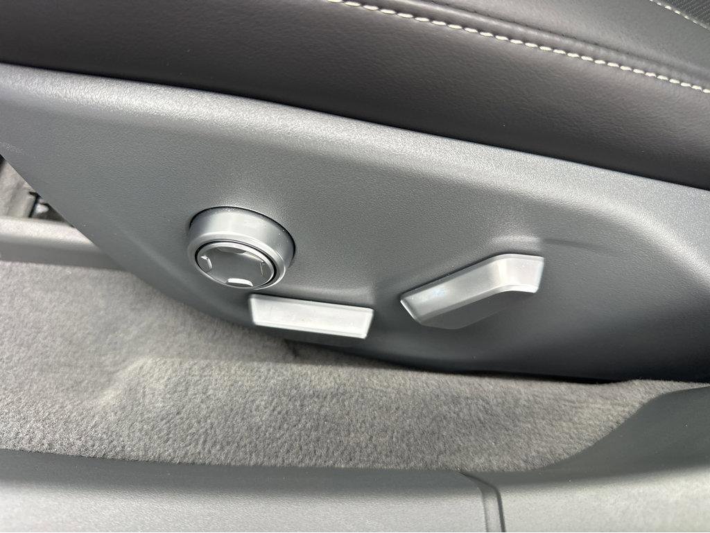 Used 2024 Lucid Air Touring image 32