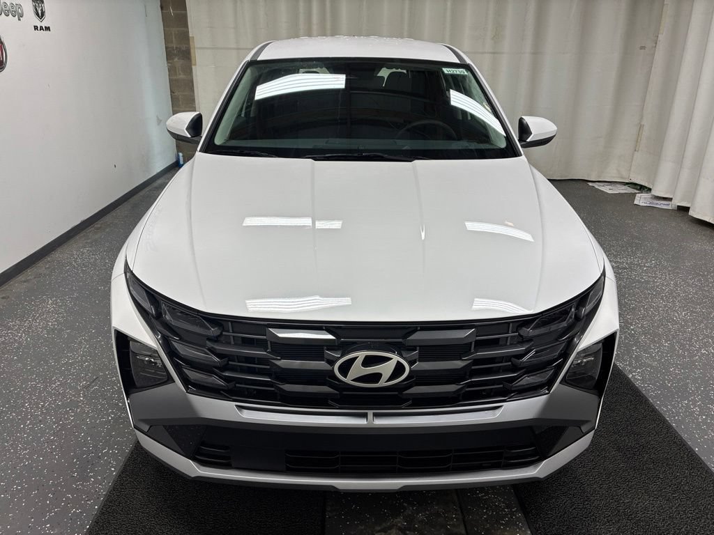 New 2026 Hyundai Tucson SE AWD/4WD image 2