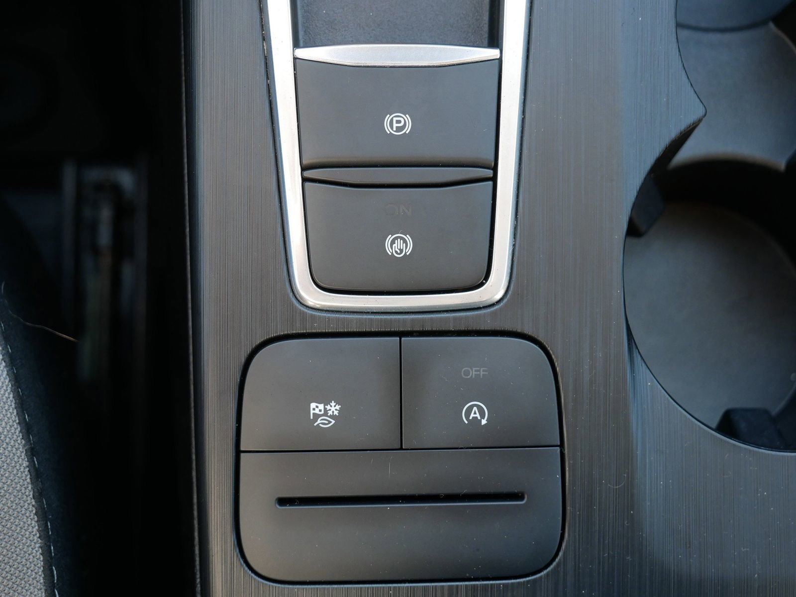 Used 2022 Ford Escape SE w/ Cold Weather Package FWD image 29