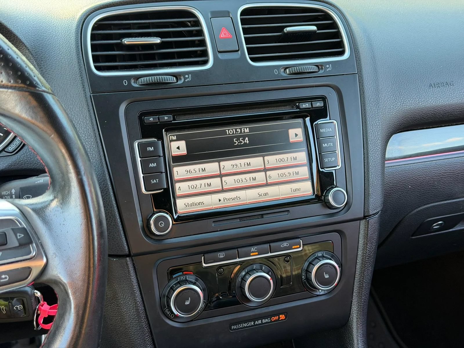 Used 2010 Volkswagen GTI 2-Door FWD image 12