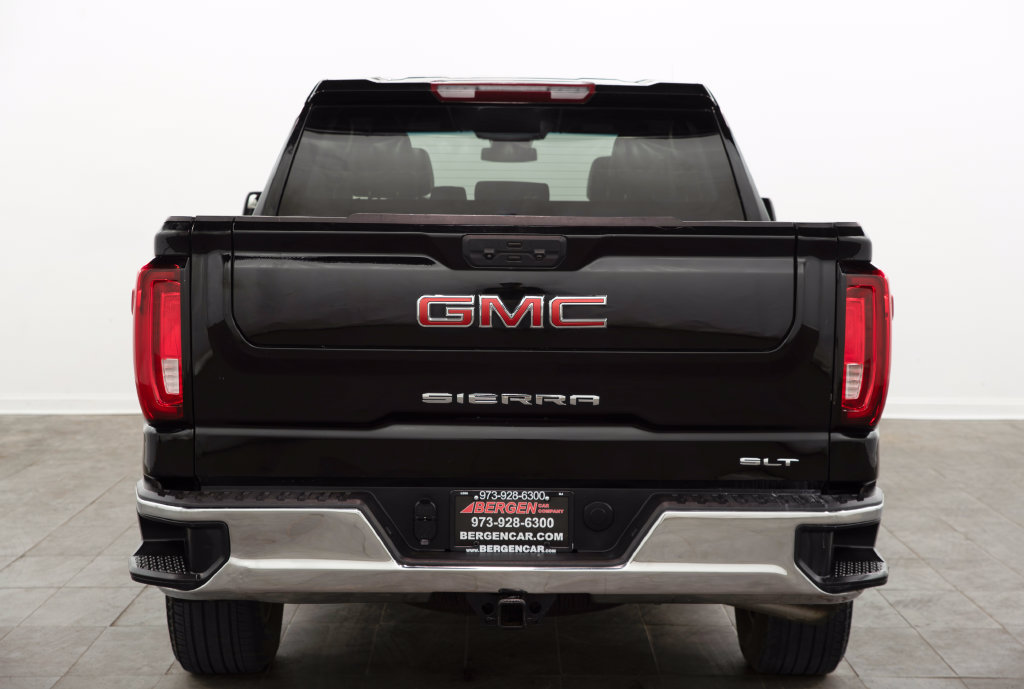 Used 2025 GMC Sierra 1500 SLT AWD/4WD image 13