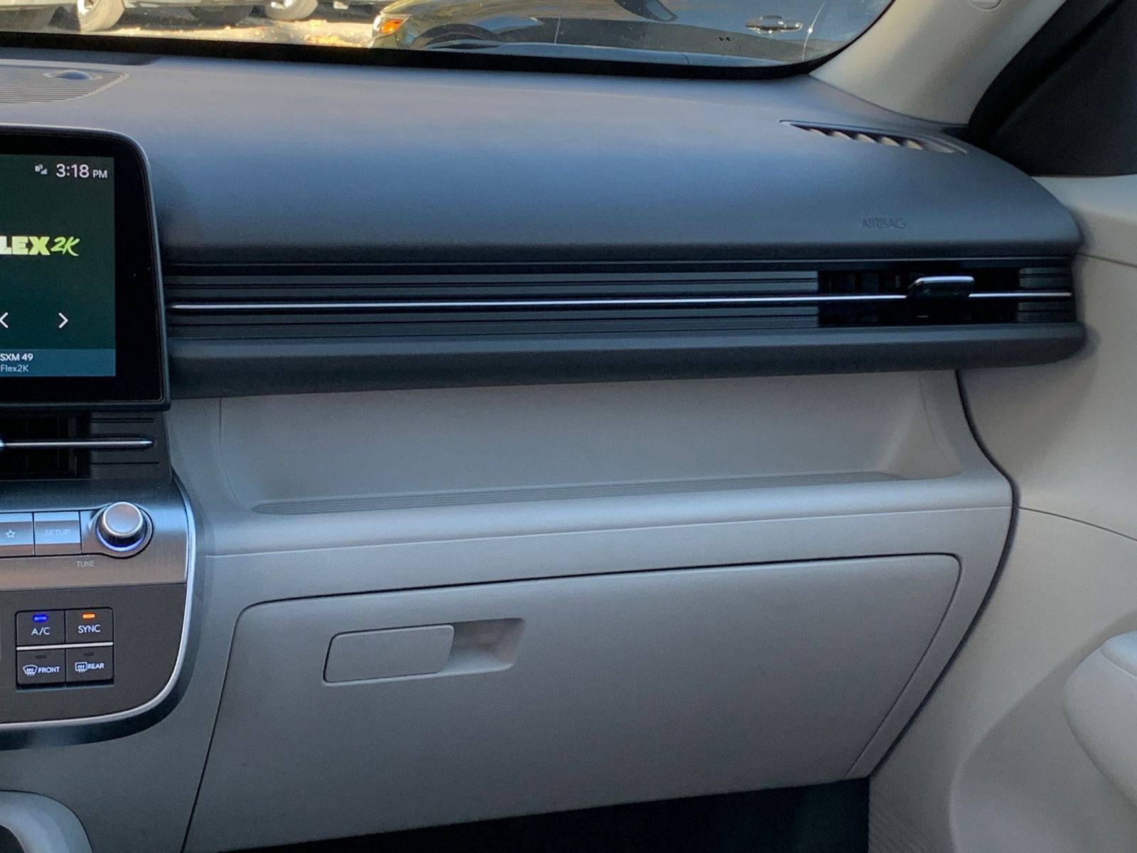 Used 2025 Hyundai Kona SEL image 35