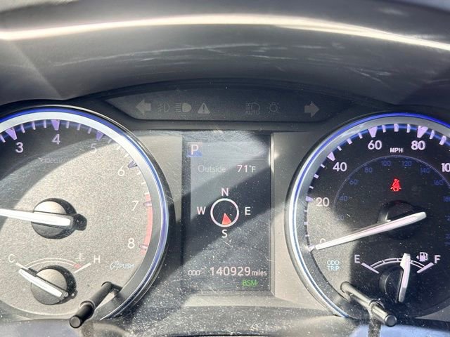 Used 2017 Toyota Highlander XLE image 12