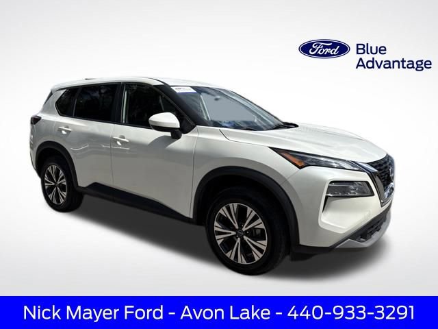 Used 2023 Nissan Rogue SV image 1