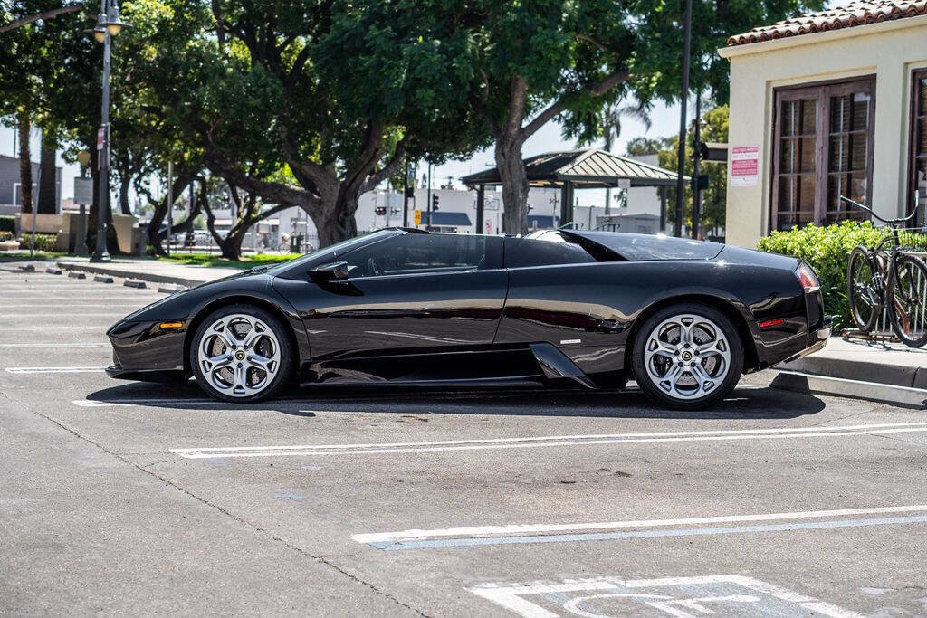 Used 2006 Lamborghini Murcielago Roadster image 4
