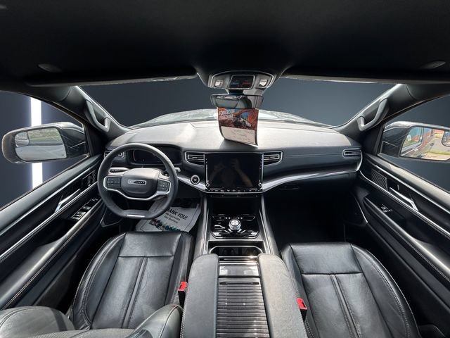 Used 2023 Jeep Wagoneer 4WD image 10