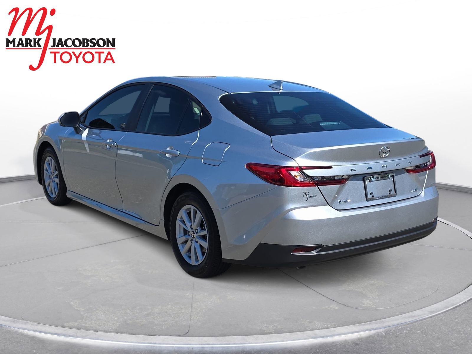 Used 2026 Toyota Camry LE w/ Convenience Package FWD image 7