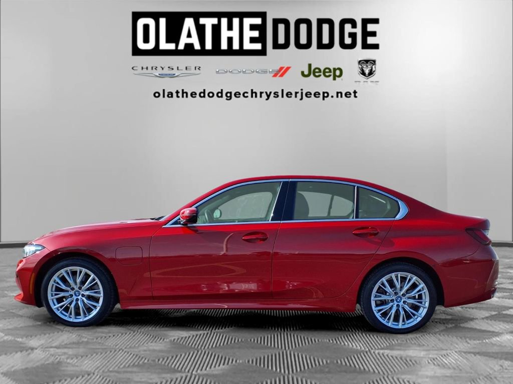 Used 2024 BMW 330e 330e iPerformance image 20