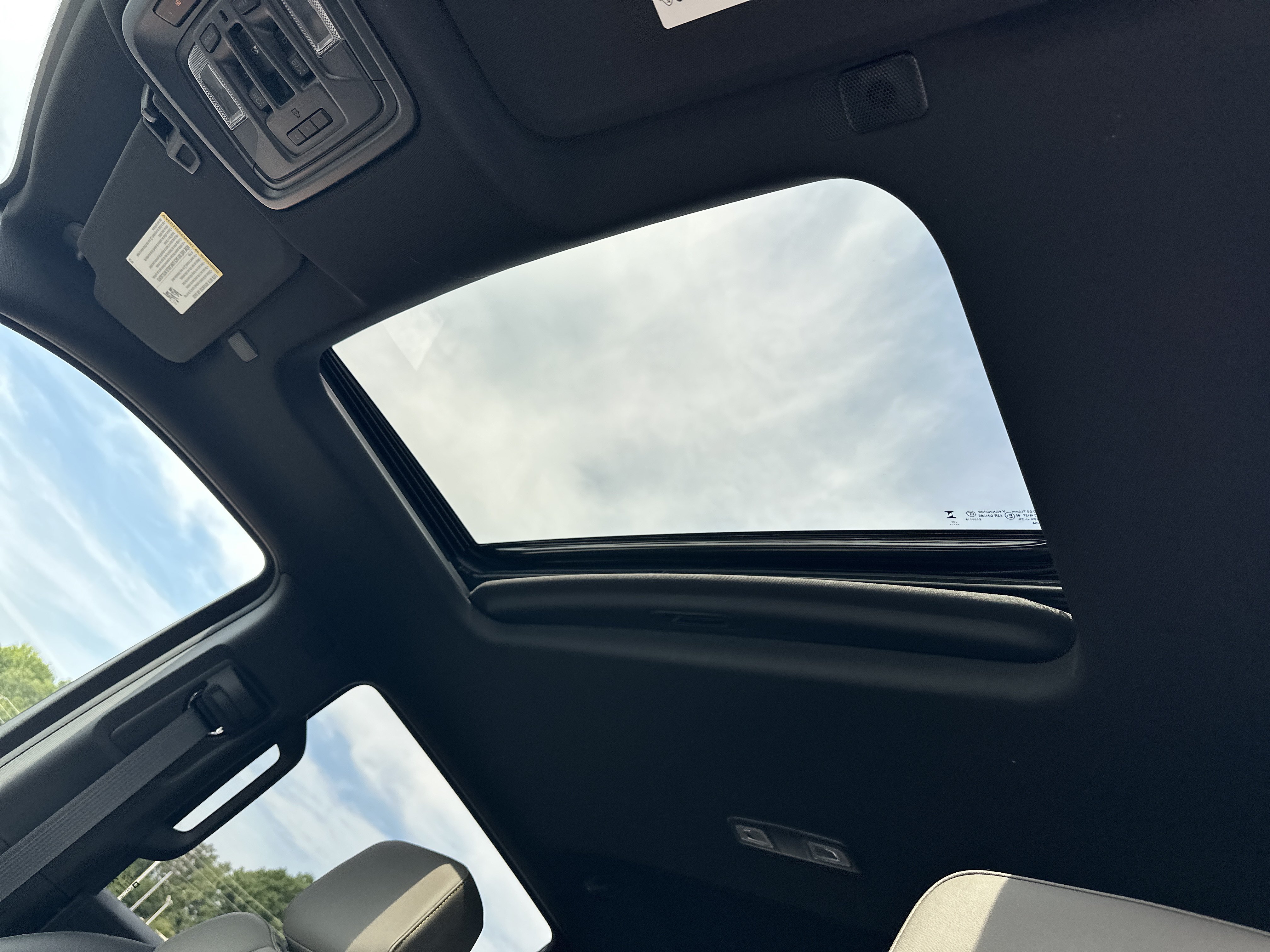 New 2026 Chevrolet Silverado 1500 ZR2 AWD/4WD image 33
